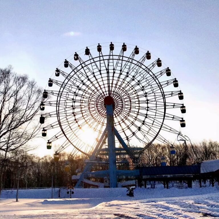 手稻滑雪場夢幻摩天輪