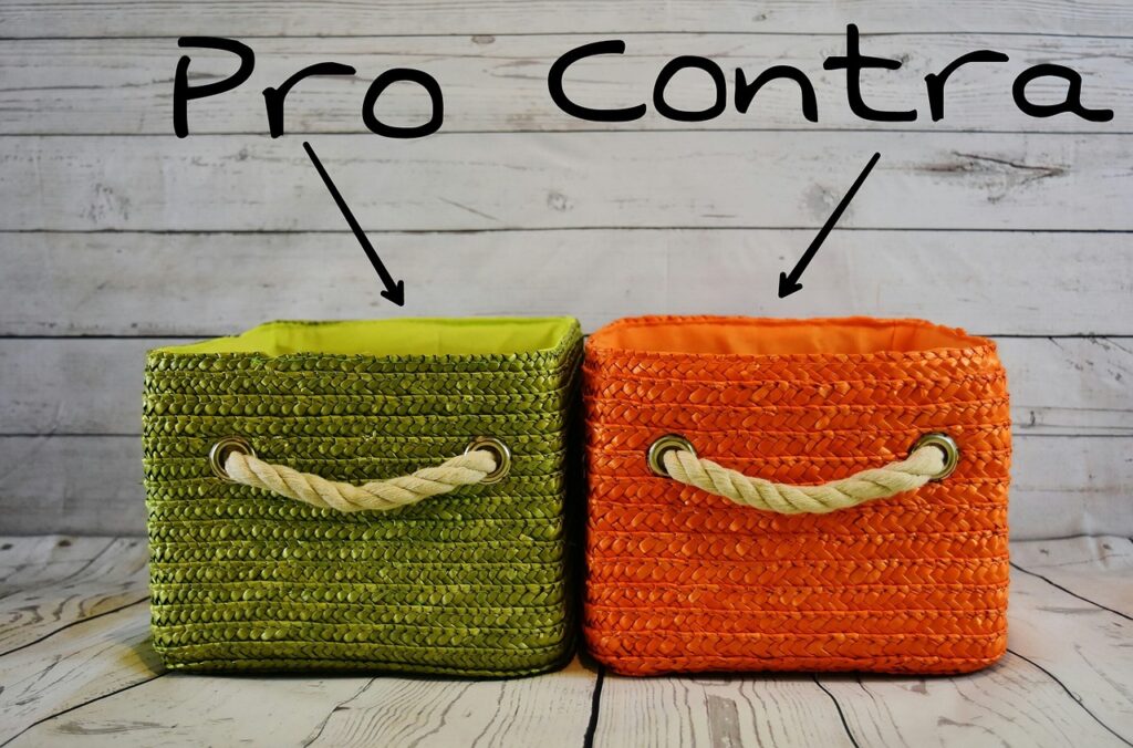 pros and cons, weigh up, to compare, baskets, two, green, orange, to compare, to compare, to compare, to compare, to compare