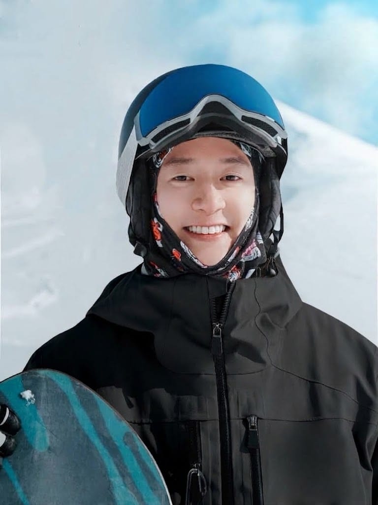 Snoway Academy 雙板及單板滑雪教練 Adam