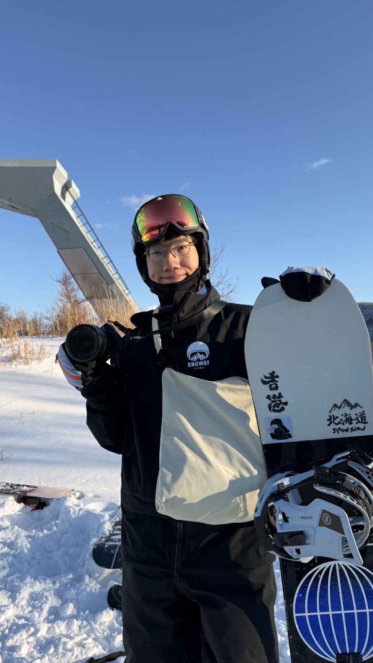 Snoway Academy 雙板及單板滑雪教練 Tony