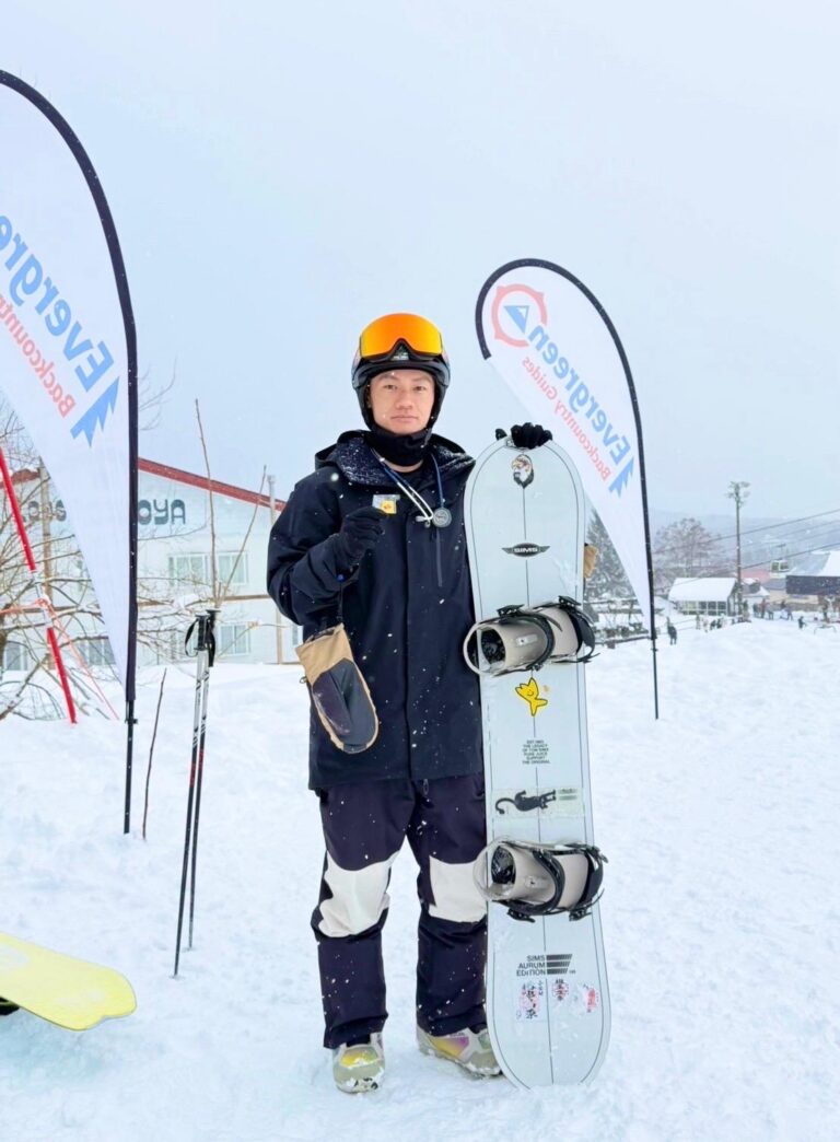 Snoway Academy 單板滑雪教練 Chiwa